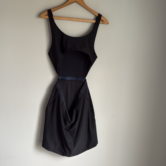 Outdoor Voices Court Dress, Women’s One Piece Cut out Skort large - Picture 3 of 14